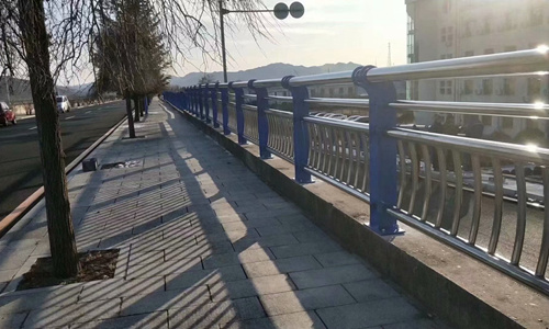 遼寧（níng） 丹東 千米護（hù）欄